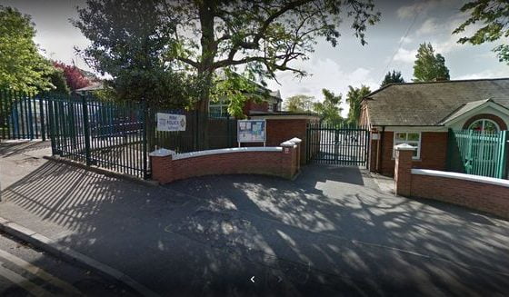 Children forced to isolate after Lincoln pupil tests positive for Covid-19