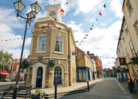 Brigg tourism centre services to return