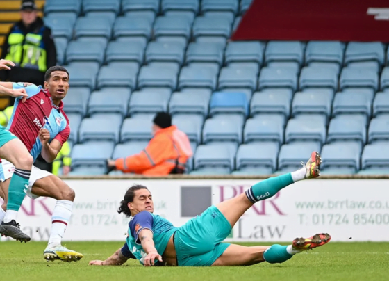 Scunthorpe Oldham match report