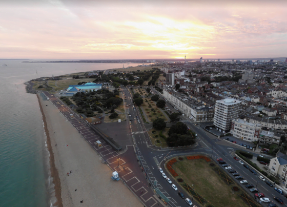 Portsmouth urged to stay home as seafronts are packed