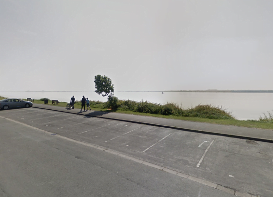 Violent robbery at Hessle Foreshore