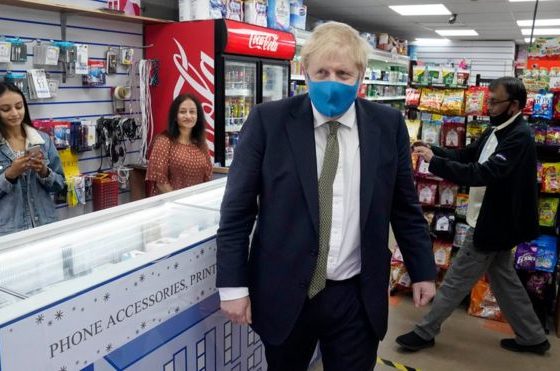 Government to rule on face masks in shops