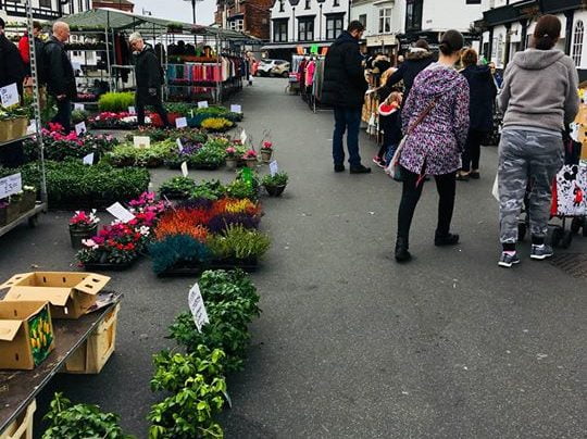 Free weeks for new resort market traders