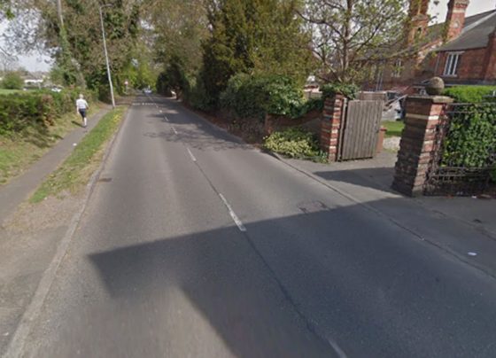 Drugs and cash found after Scunthorpe police chase