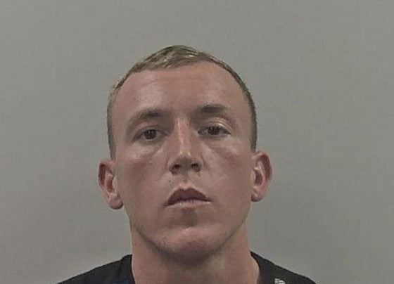 Grimsby man holds pregnant girlfriend at knife-point