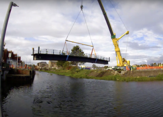 Bridge over River Freshney removed