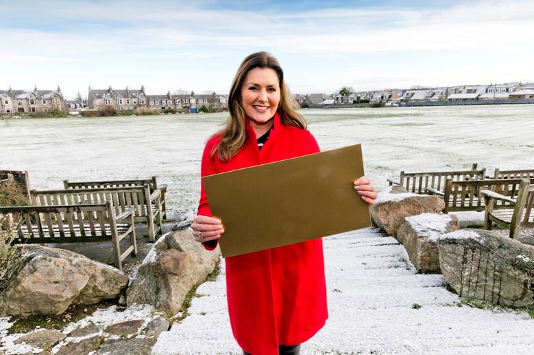 Grimsby neighbours celebrate Postcode Lottery win