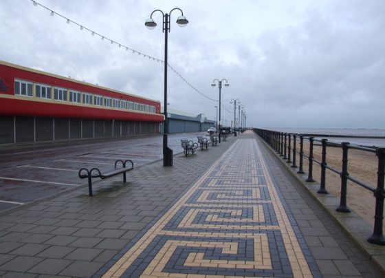 Cleethorpes man injured in attempted robbery