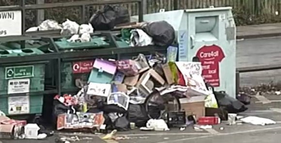 Fly-tippers in Grimsby fined