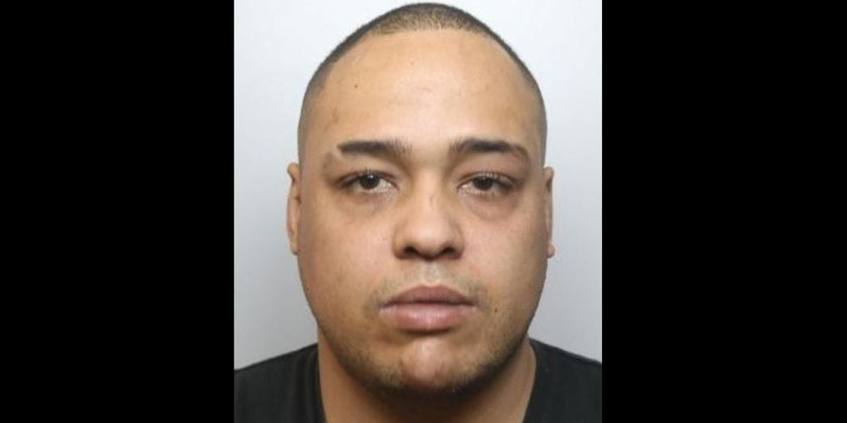 prisoner throws urine faeces